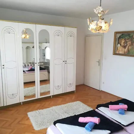 Dalmatino Apartment