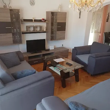 Apartment Dalmatino