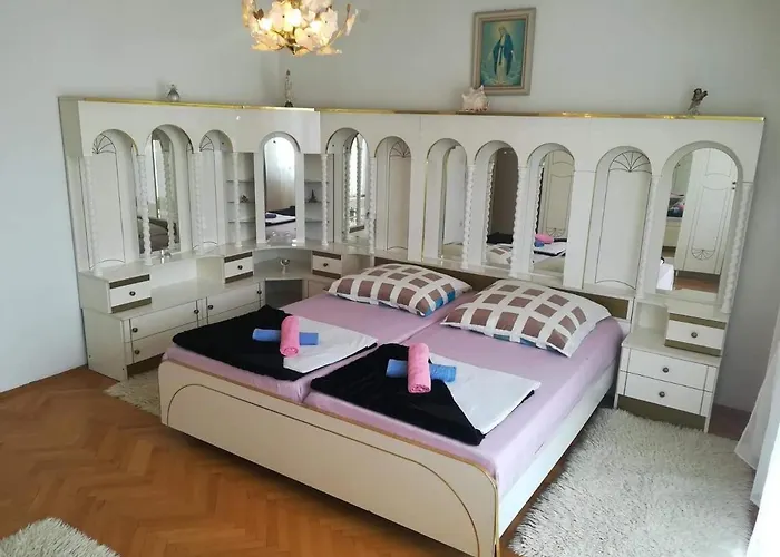 Dalmatino Apartamento